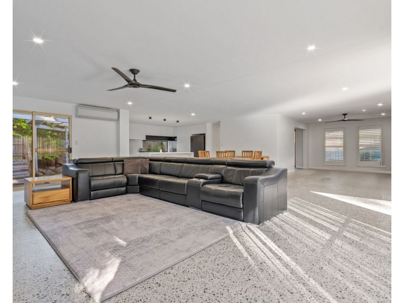 19 Dane Court, Shailer Park QLD 4128