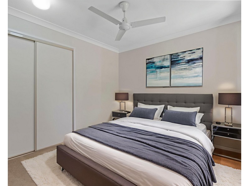 13 Haussman Court, Meadowbrook QLD 4131