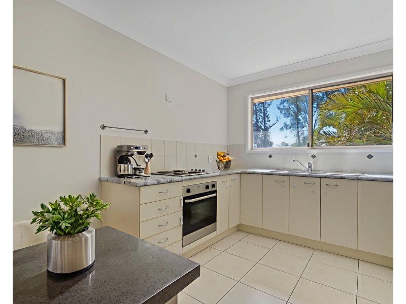 13 Haussman Court, Meadowbrook QLD 4131