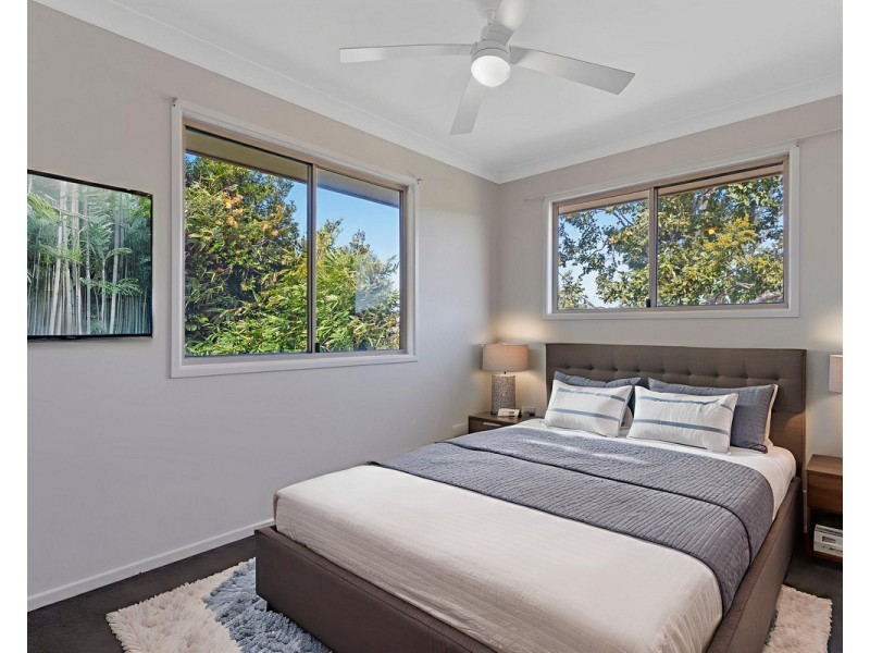 13 Haussman Court, Meadowbrook QLD 4131