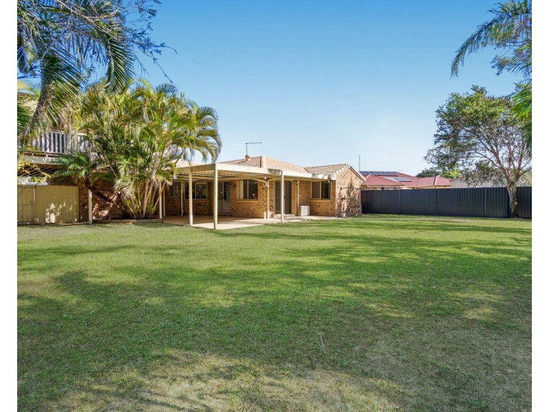 13 Haussman Court, Meadowbrook QLD 4131