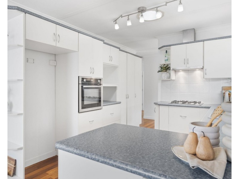 21 Little John Street, Daisy Hill QLD 4127