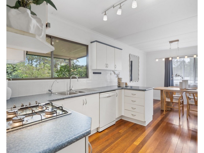21 Little John Street, Daisy Hill QLD 4127