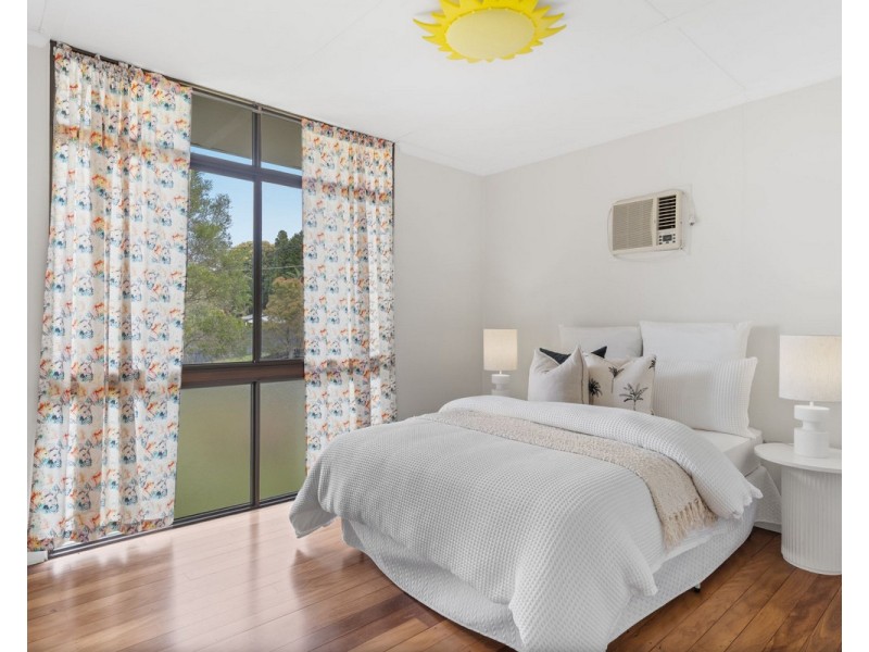 21 Little John Street, Daisy Hill QLD 4127
