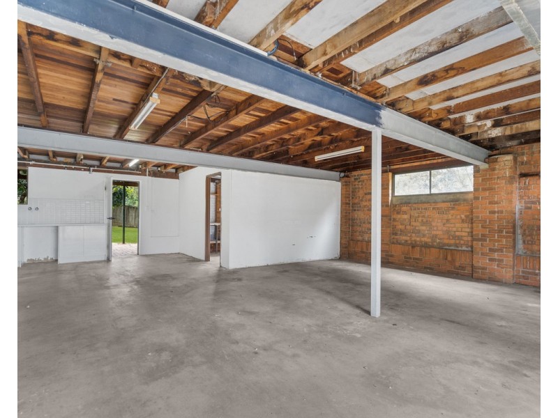 21 Little John Street, Daisy Hill QLD 4127