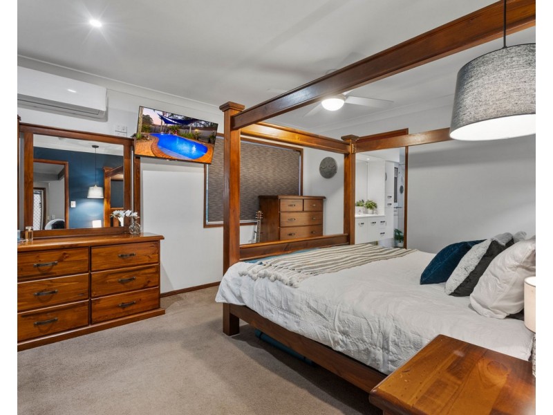 4 Tulloch Drive, Wellington Point QLD 4160
