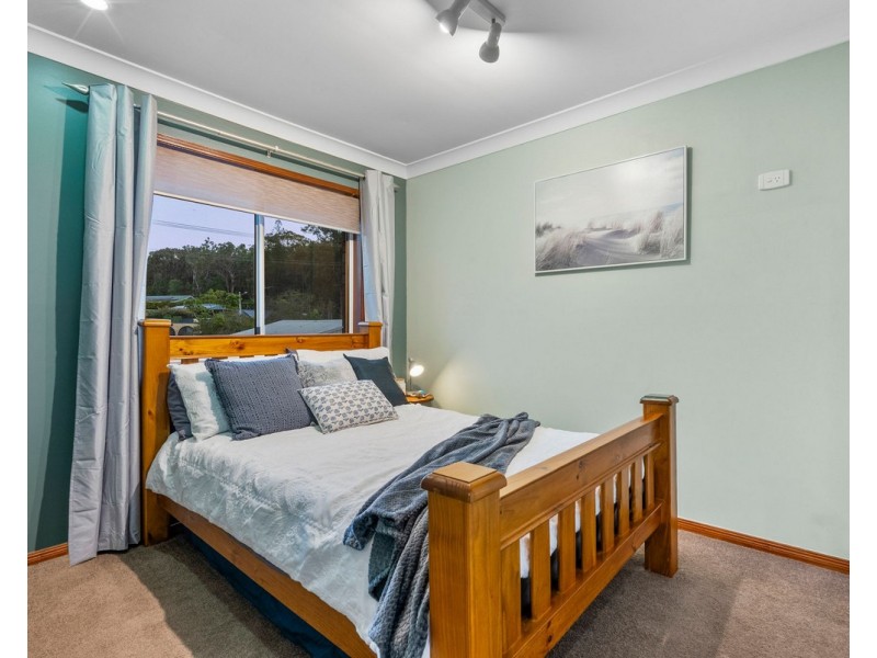 4 Tulloch Drive, Wellington Point QLD 4160