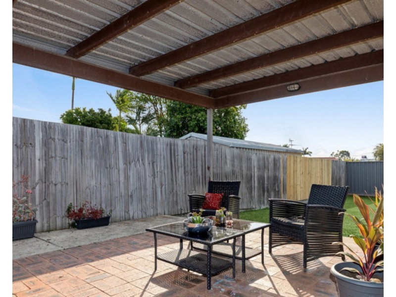 8 Southmore Street, Daisy Hill QLD 4127