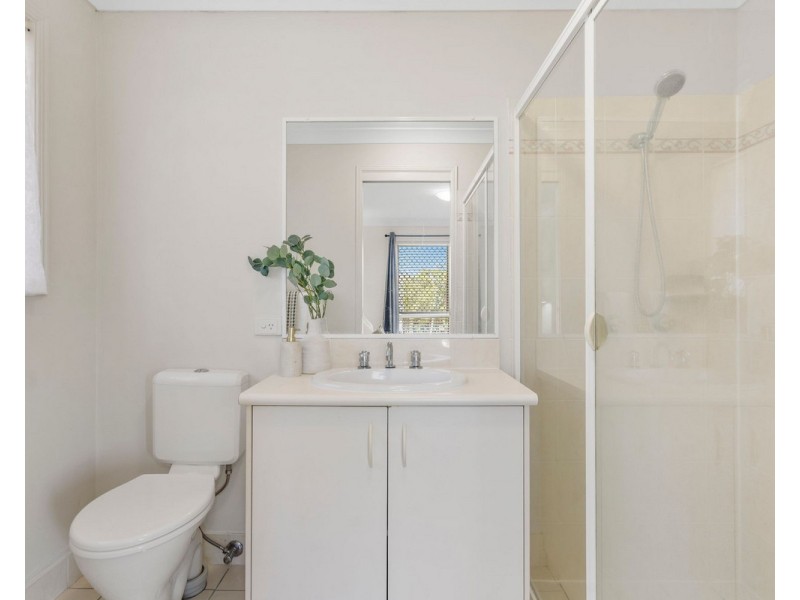10 Pelewan Court, Tanah Merah QLD 4128