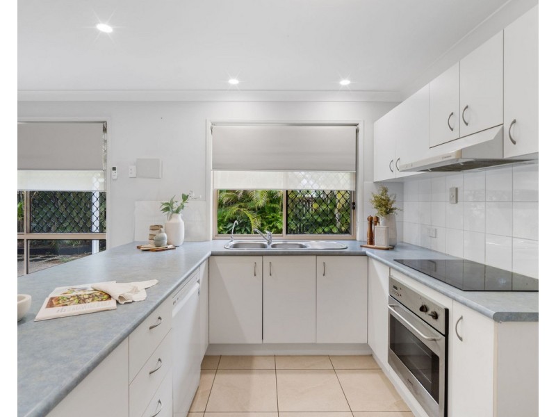 7 Chancellor Circuit, Meadowbrook QLD 4131