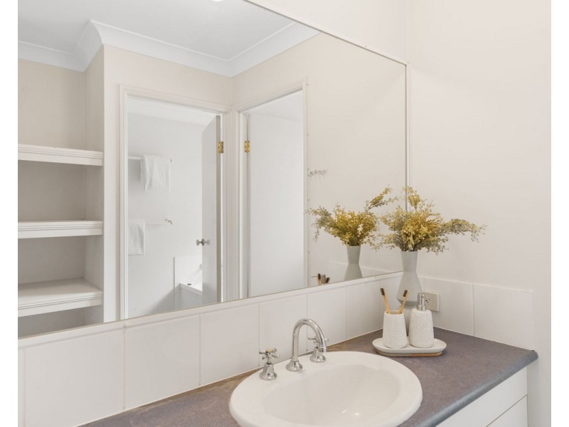 7 Chancellor Circuit, Meadowbrook QLD 4131