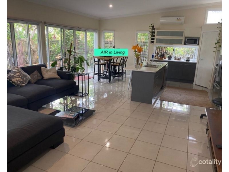 1 Hazelwood Street, Shailer Park QLD 4128