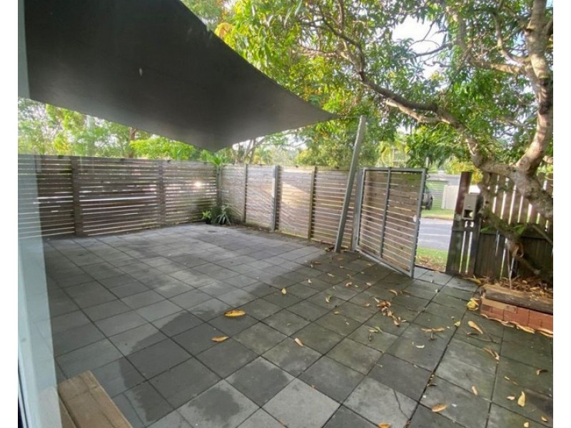1 Hazelwood Street, Shailer Park QLD 4128