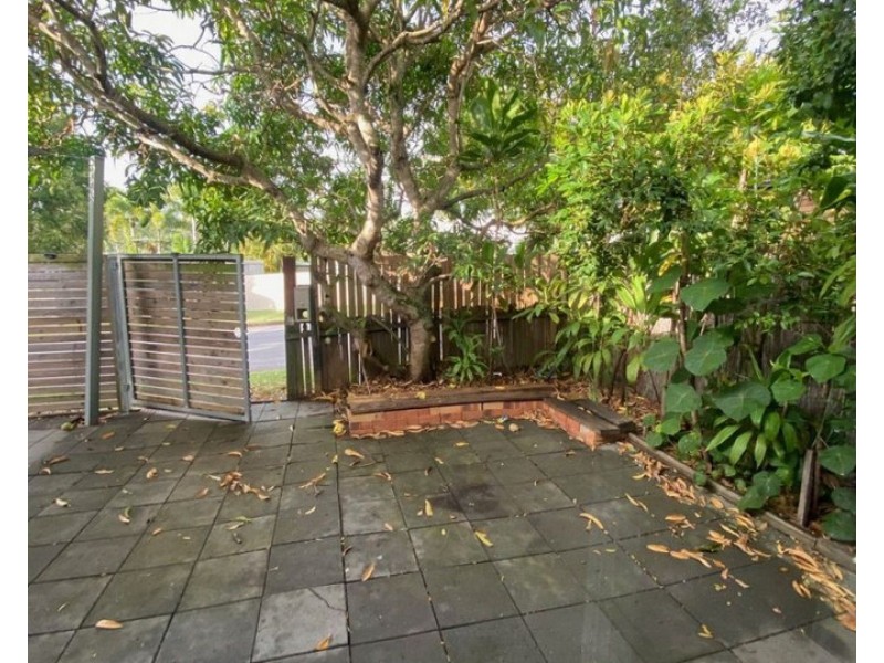 1 Hazelwood Street, Shailer Park QLD 4128