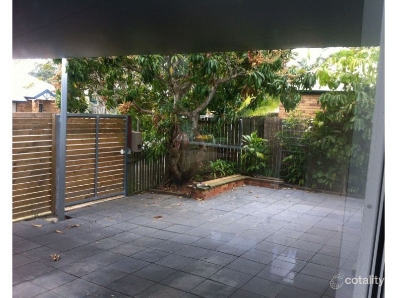 1 Hazelwood Street, Shailer Park QLD 4128