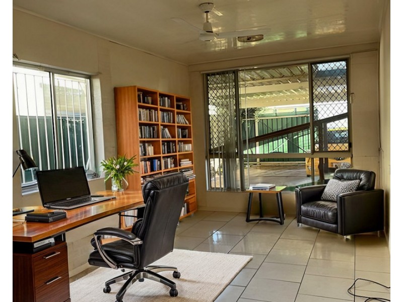 30 Springwood Road, Underwood QLD 4119