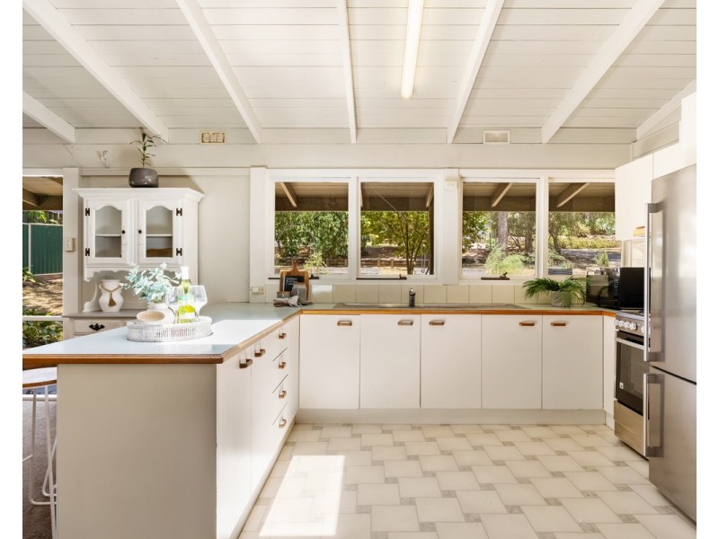 66 Mallee Drive, Tanah Merah QLD 4128