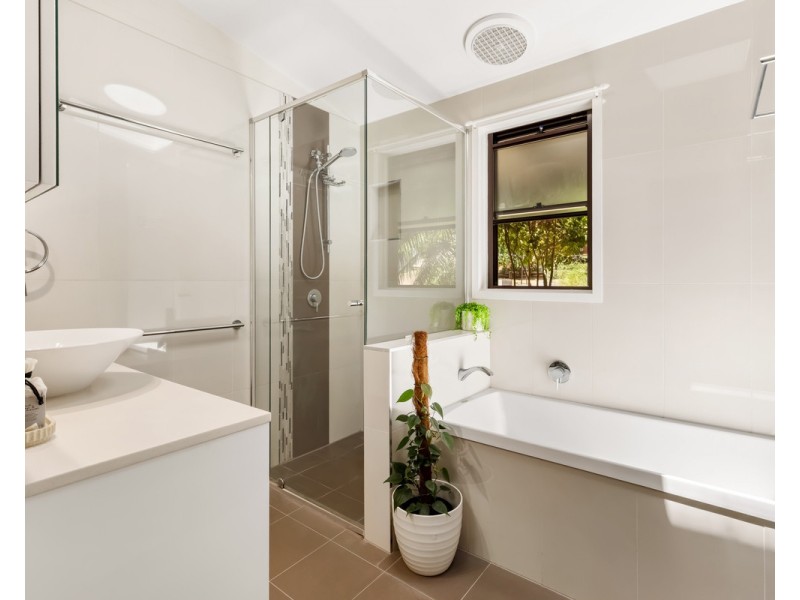 66 Mallee Drive, Tanah Merah QLD 4128