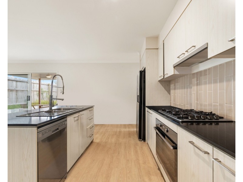 75 Dysart Drive, Holmview QLD 4207