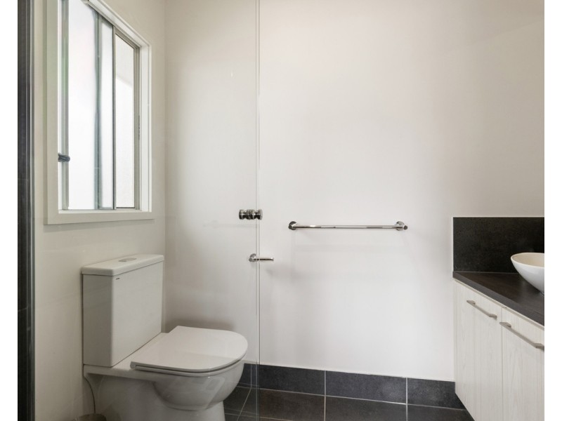 75 Dysart Drive, Holmview QLD 4207