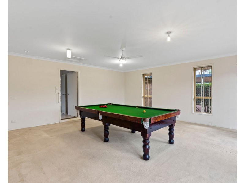 80 Allenby Crescent, Windaroo QLD 4207