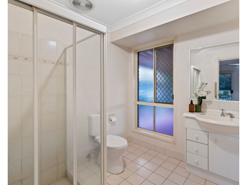 80 Allenby Crescent, Windaroo QLD 4207