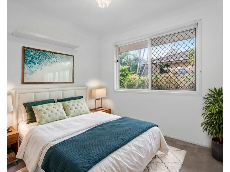 1 Caulfield Drive, Loganlea QLD 4131