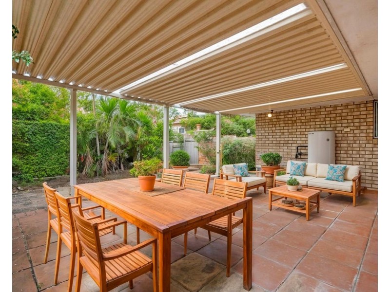 1 Caulfield Drive, Loganlea QLD 4131