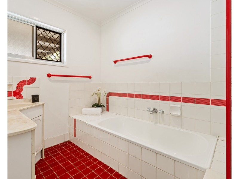 29 Bimbadeen Drive, Loganholme QLD 4129