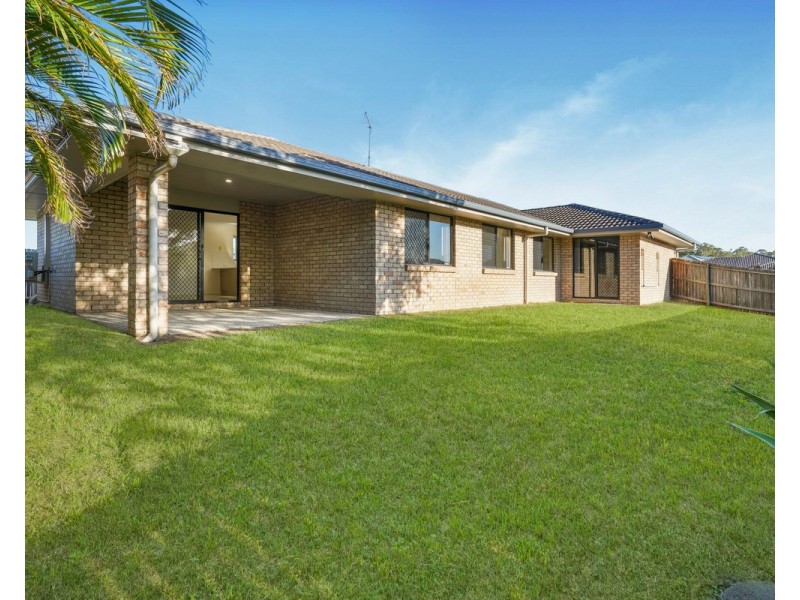 5 Earleham Court, Pimpama QLD 4209