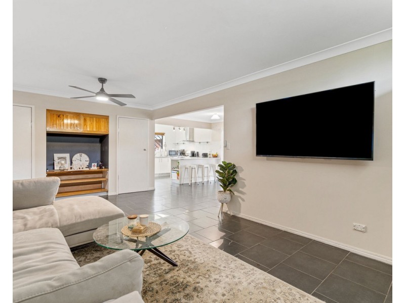 19 Rowanda Street, Slacks Creek QLD 4127