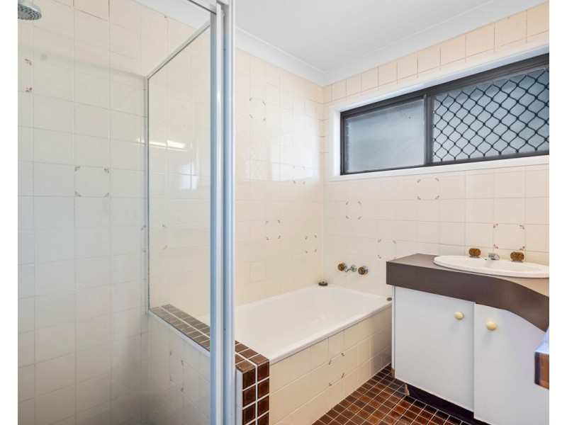 357 Springwood Road, Springwood QLD 4127