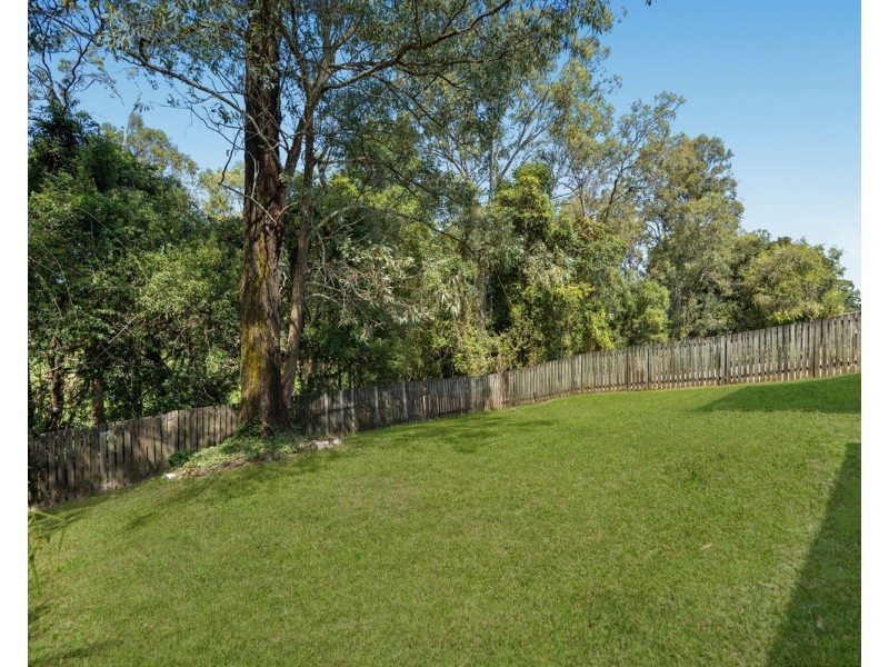 21 Eira Crescent, Edens Landing QLD 4207