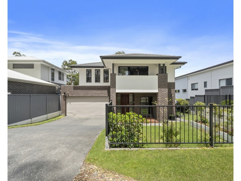 9 Scarlet Place, Mackenzie QLD 4156