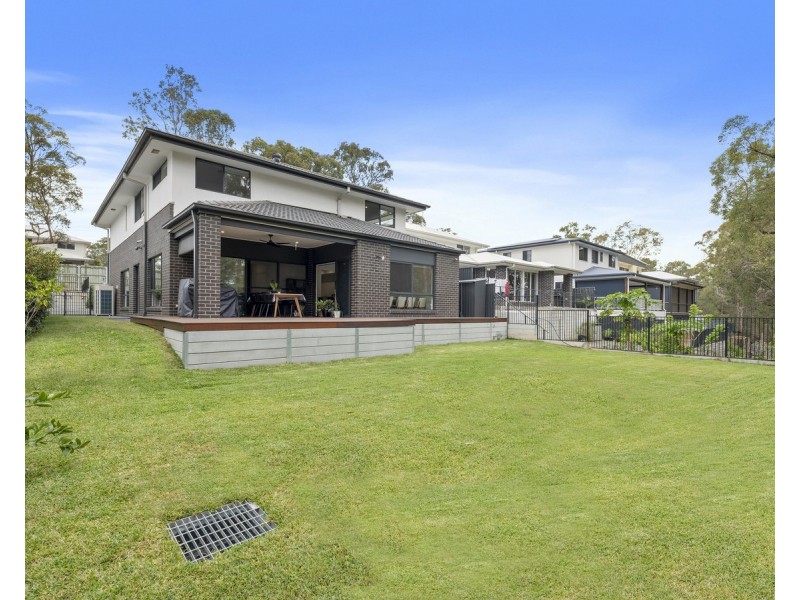 9 Scarlet Place, Mackenzie QLD 4156