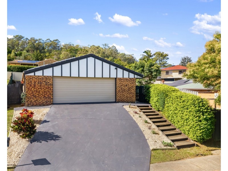 118 Pohon Drive, Tanah Merah QLD 4128