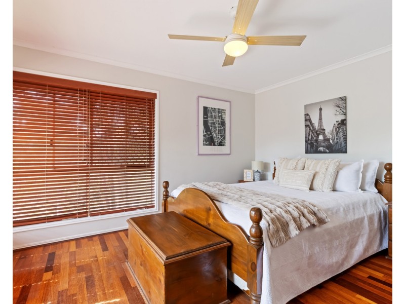19 Paraburdoo Crescent, Shailer Park QLD 4128