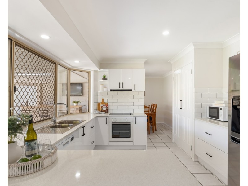 101 Pohon Drive, Tanah Merah QLD 4128