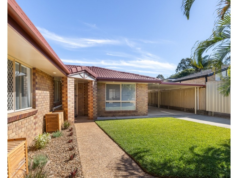 101 Pohon Drive, Tanah Merah QLD 4128