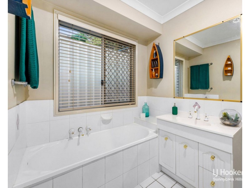 17 Melrose Place, Runcorn QLD 4113