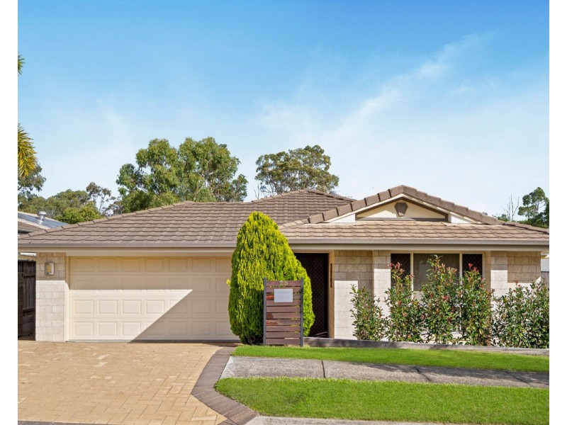 25 Dundee Crescent, Wakerley QLD 4154