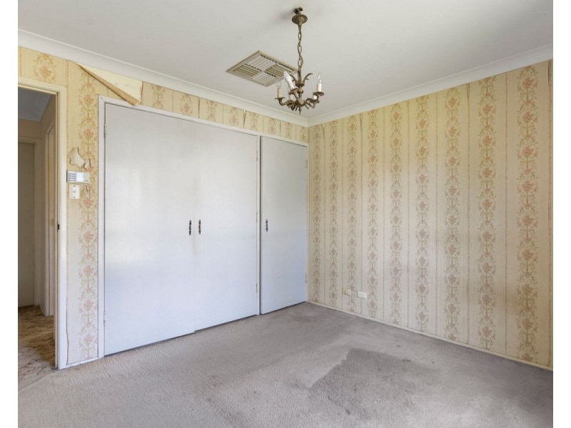 77 Timor Avenue, Loganholme QLD 4129