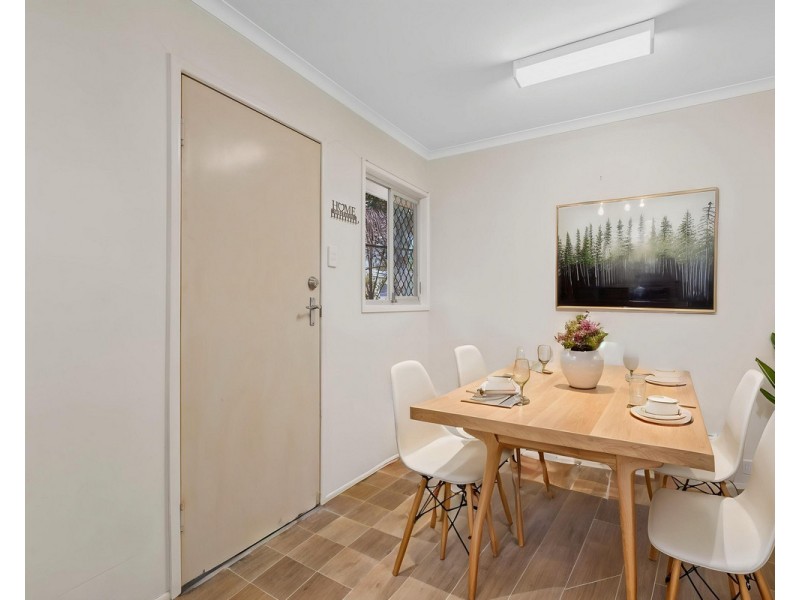 18 Douglas Street, Loganlea QLD 4131