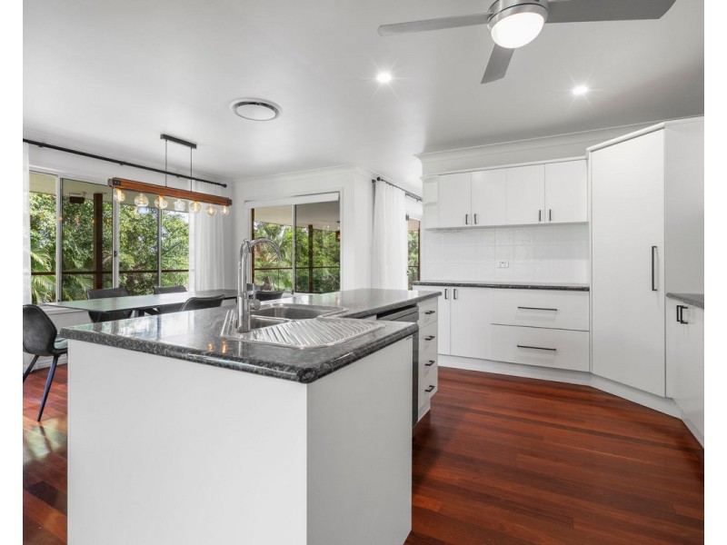 109 Boxer Avenue, Shailer Park QLD 4128