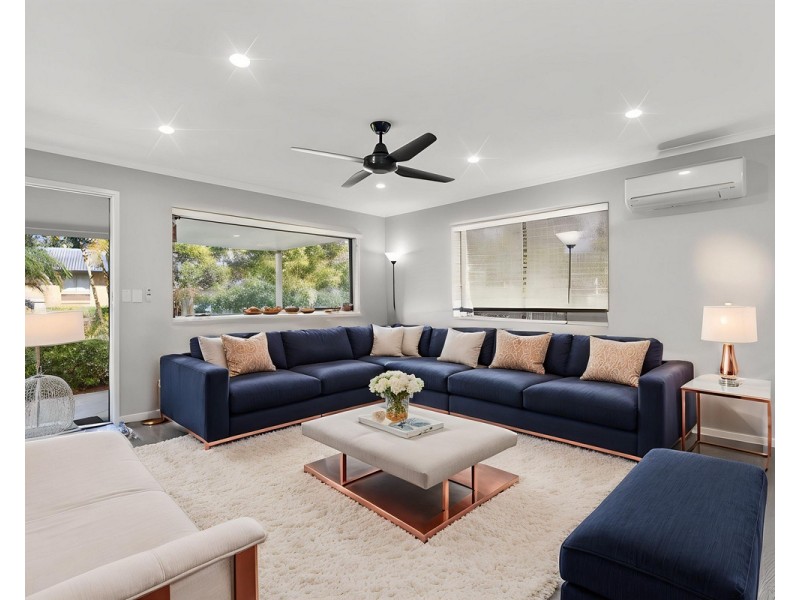 1 Veronica Avenue, Daisy Hill QLD 4127