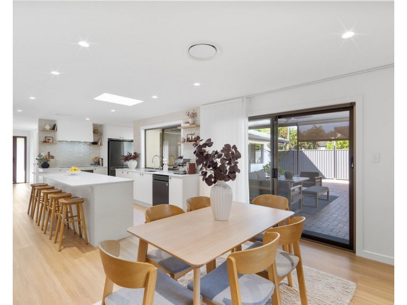 1 Parkview Crescent, Shailer Park QLD 4128