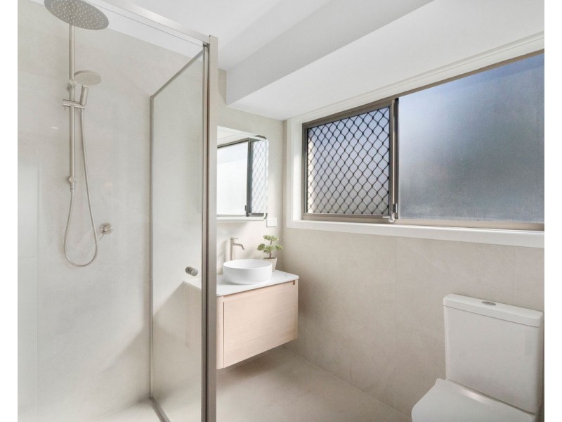 1 Parkview Crescent, Shailer Park QLD 4128