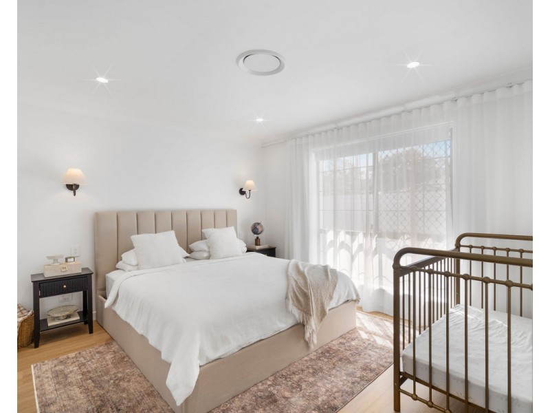 1 Parkview Crescent, Shailer Park QLD 4128