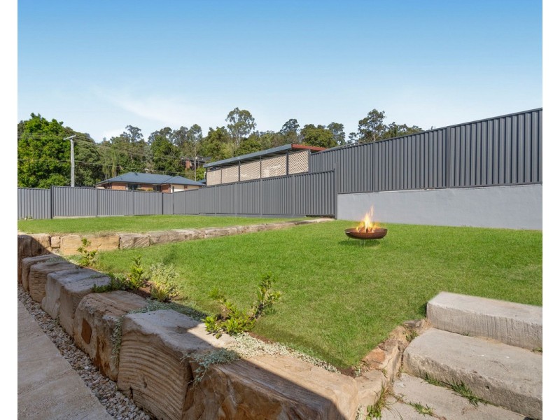 1 Parkview Crescent, Shailer Park QLD 4128