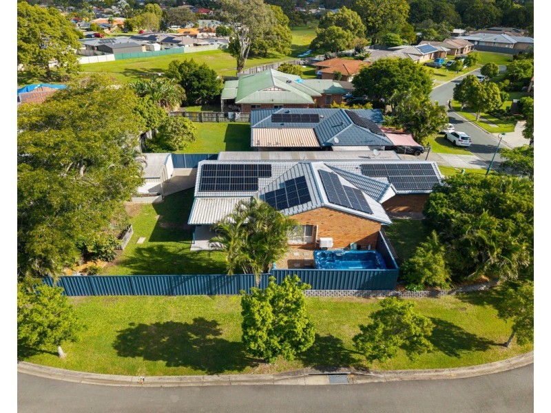 13 Perak Court, Tanah Merah QLD 4128